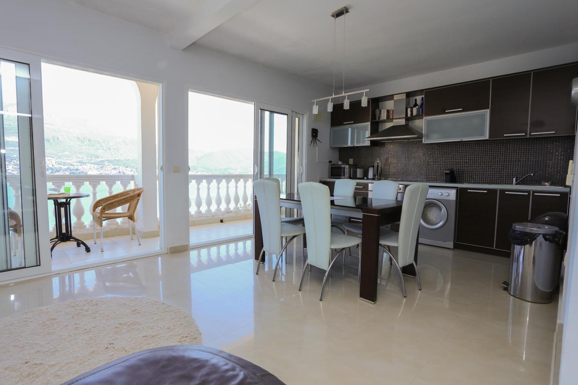 Mountain Bay Views Apartments 奈维斯 外观 照片