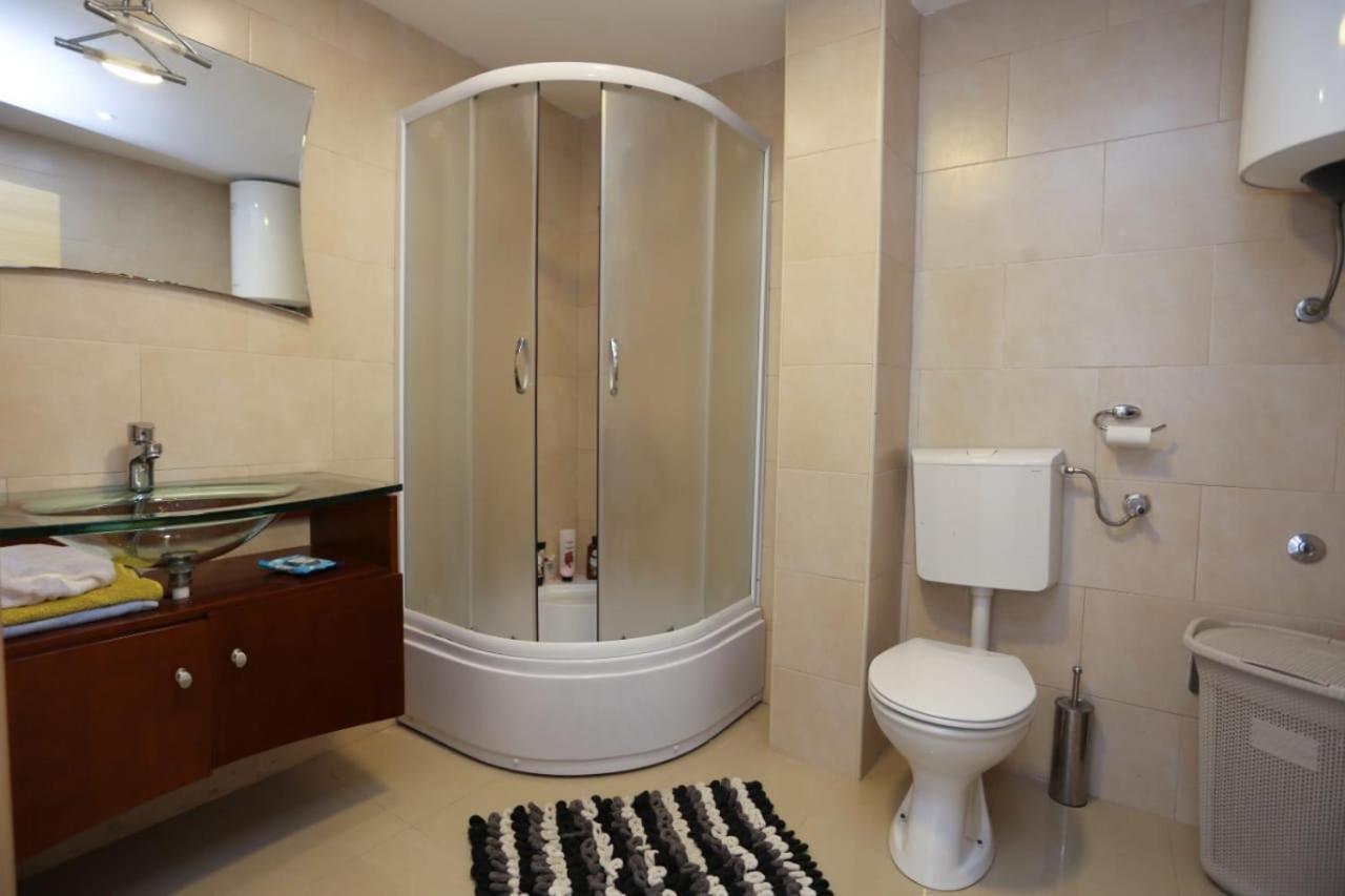 Mountain Bay Views Apartments 奈维斯 外观 照片