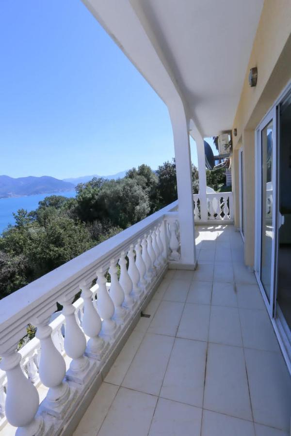 Mountain Bay Views Apartments 奈维斯 外观 照片