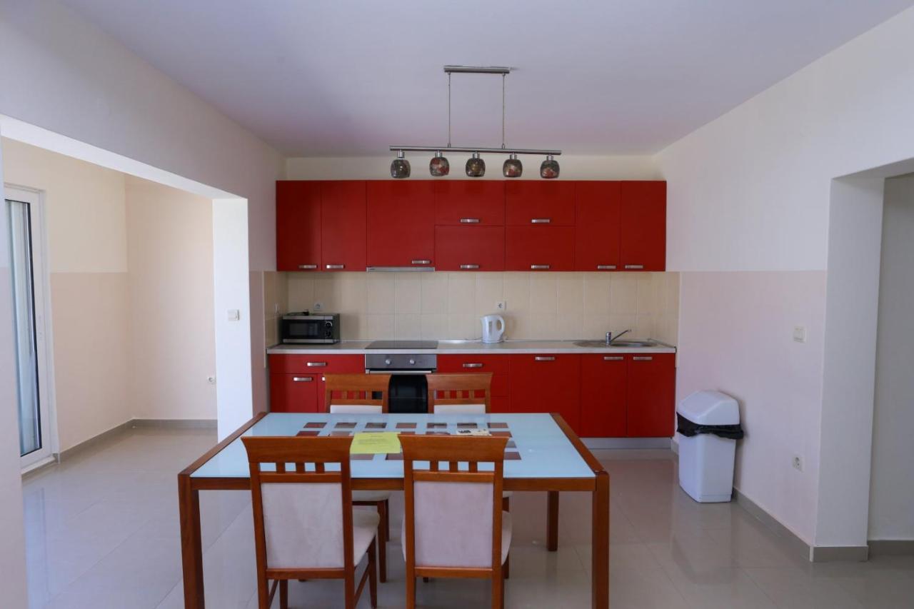 Mountain Bay Views Apartments 奈维斯 外观 照片