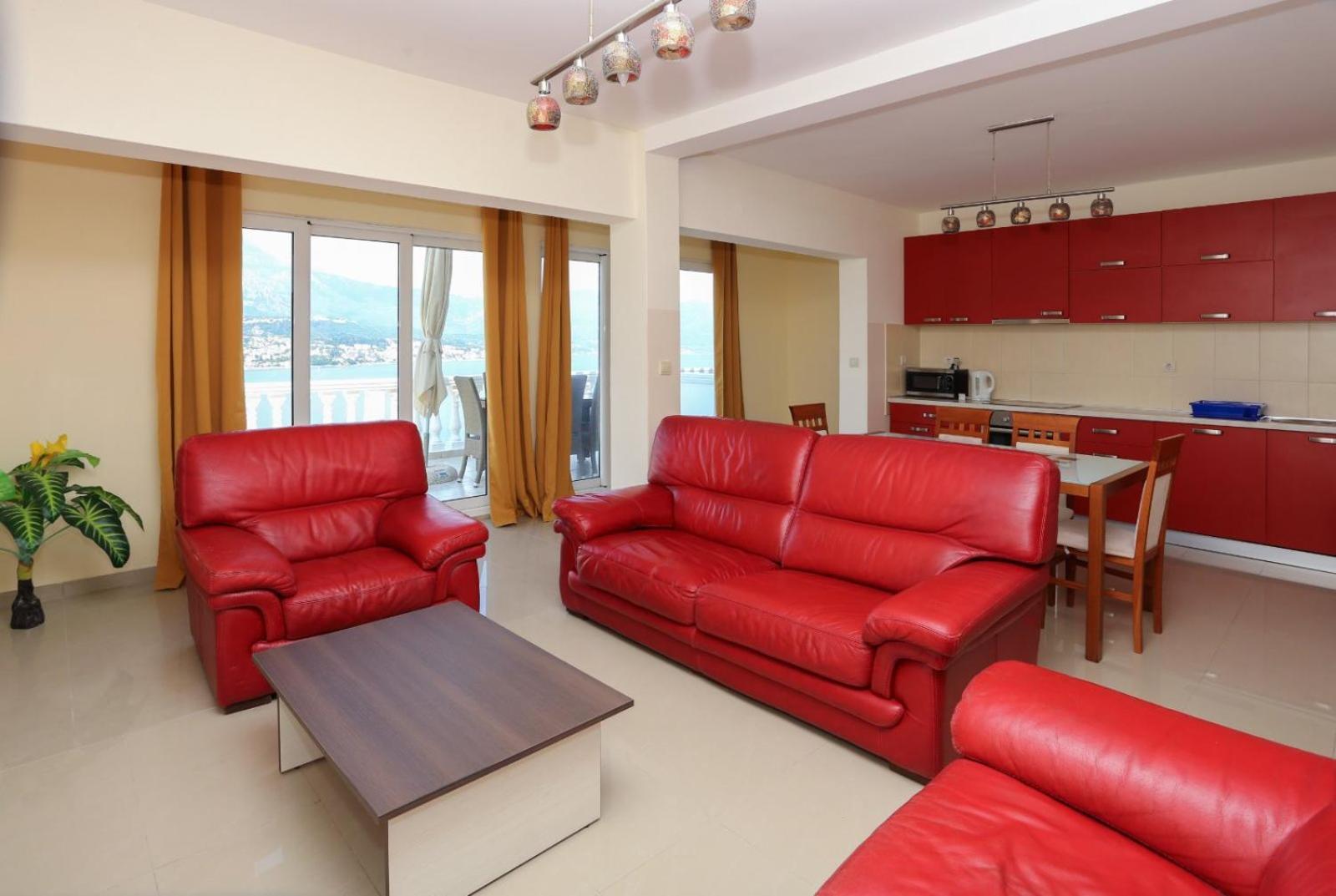 Mountain Bay Views Apartments 奈维斯 外观 照片