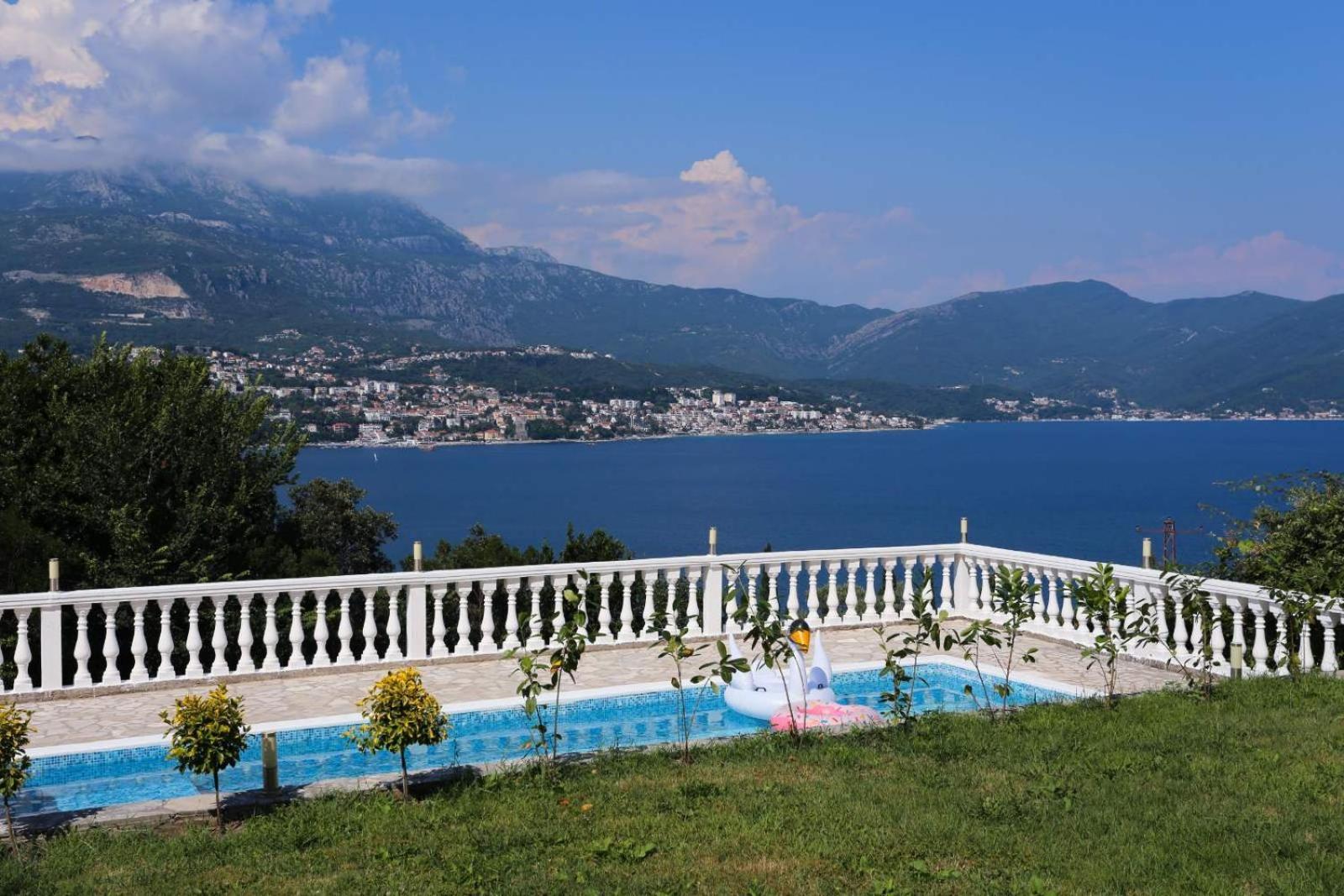 Mountain Bay Views Apartments 奈维斯 外观 照片